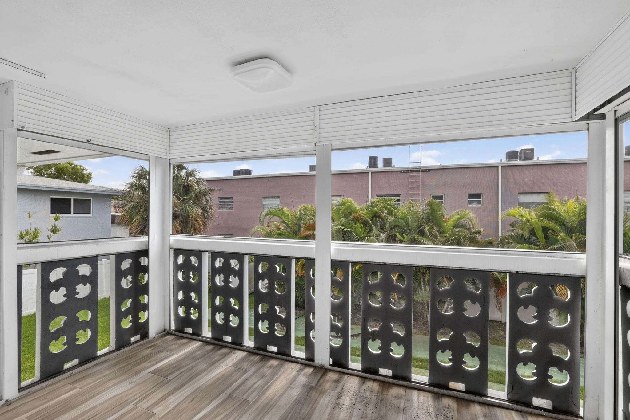 COLONIAL GARDENS CONDO - Residential