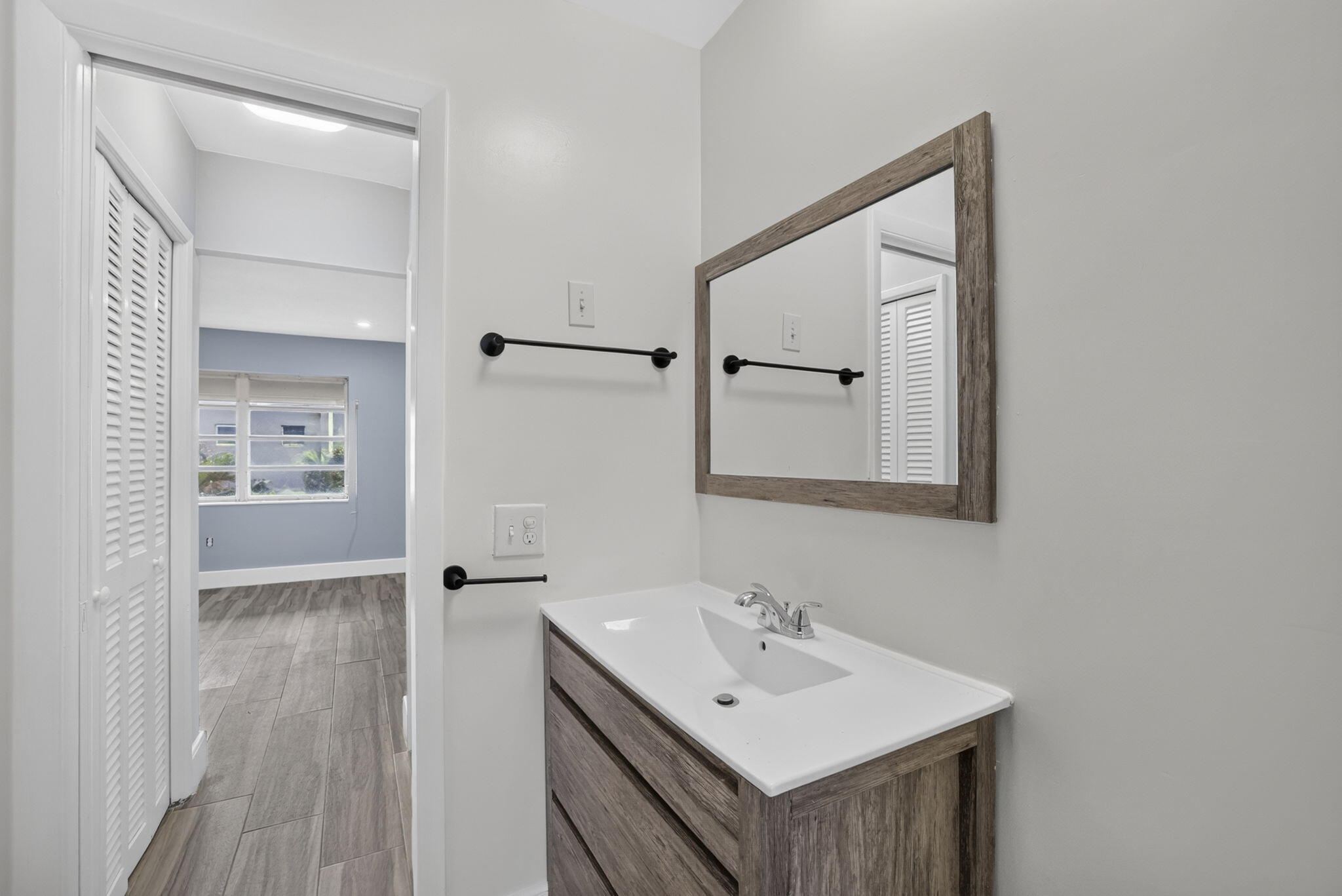 COLONIAL GARDENS CONDO - Residential