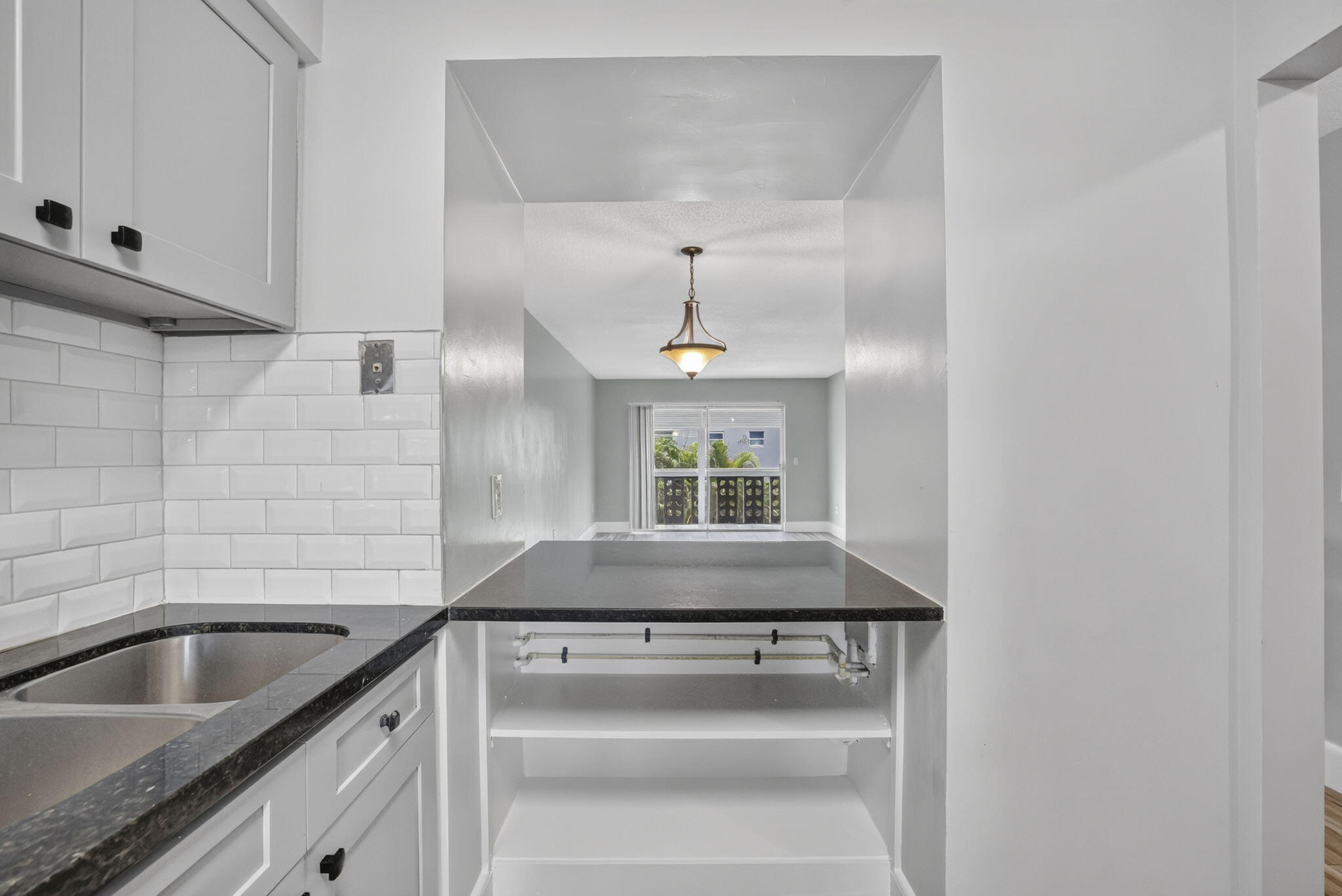 COLONIAL GARDENS CONDO - Residential