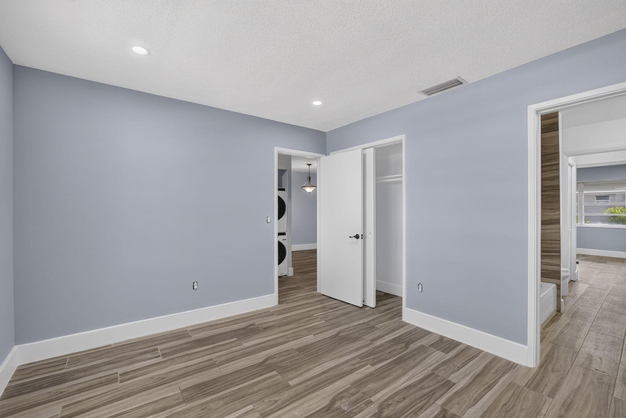 COLONIAL GARDENS CONDO - Residential