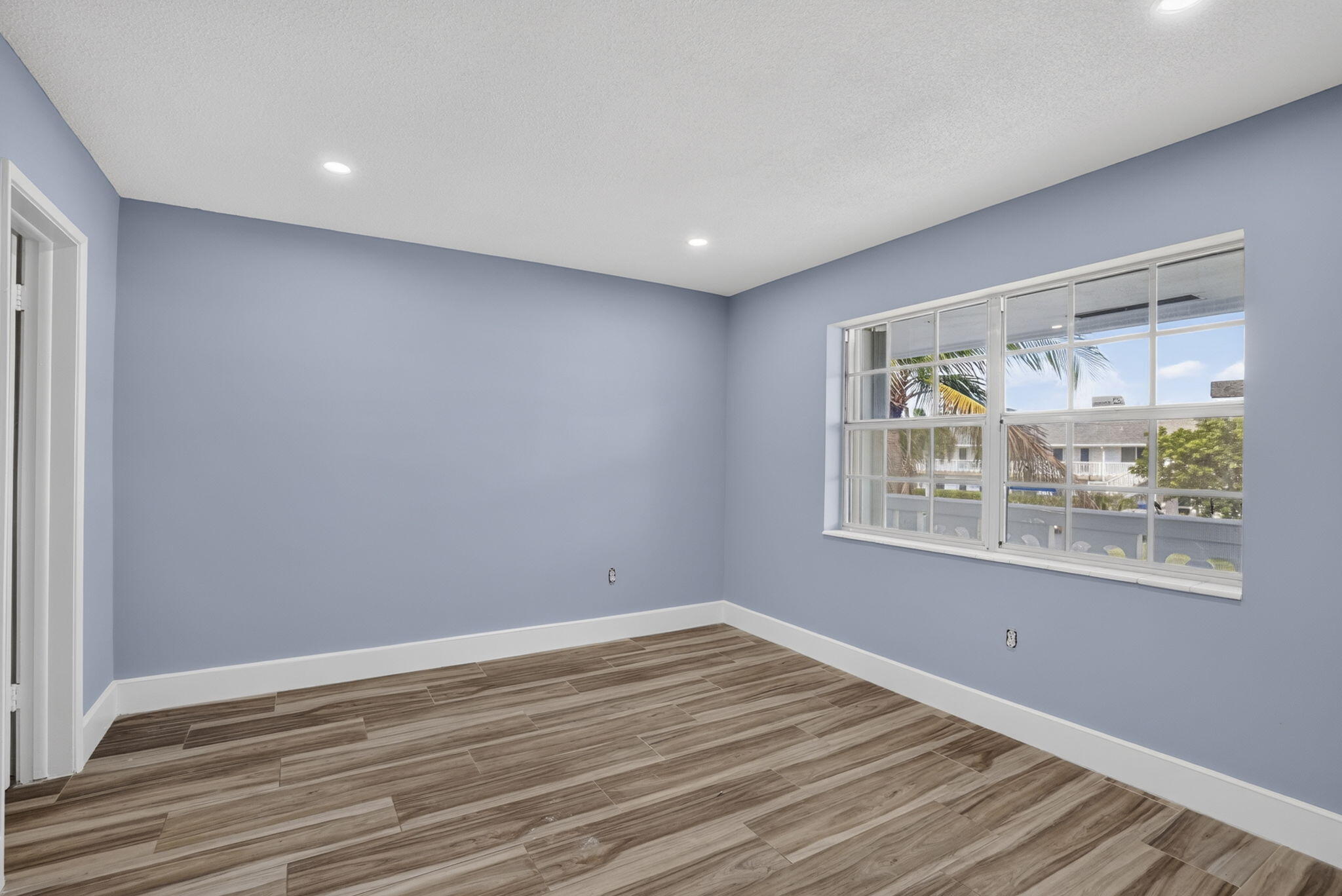 COLONIAL GARDENS CONDO - Residential