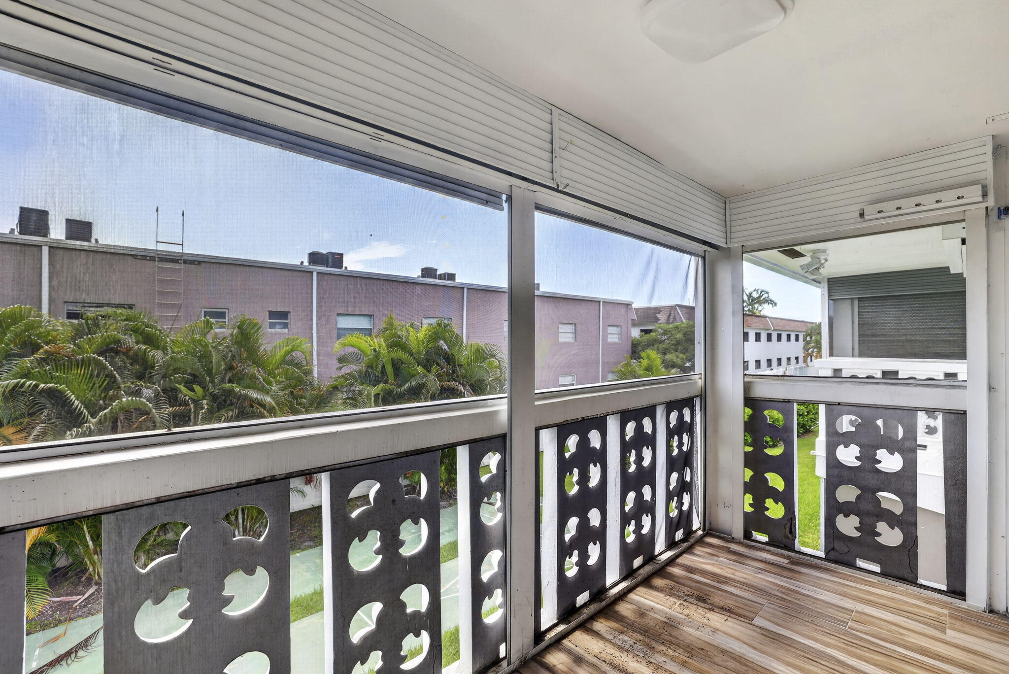 COLONIAL GARDENS CONDO - Residential
