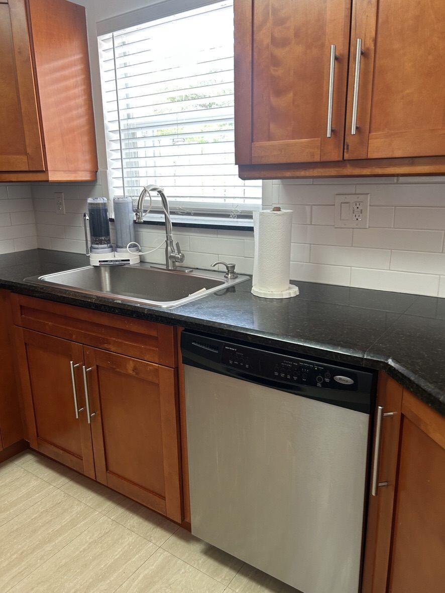 PEMBROKE ISLES 1 - Residential
