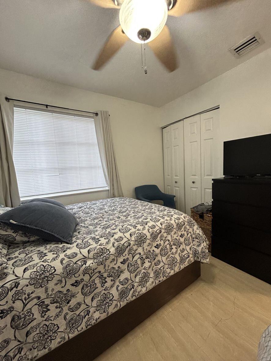 PEMBROKE ISLES 1 - Residential
