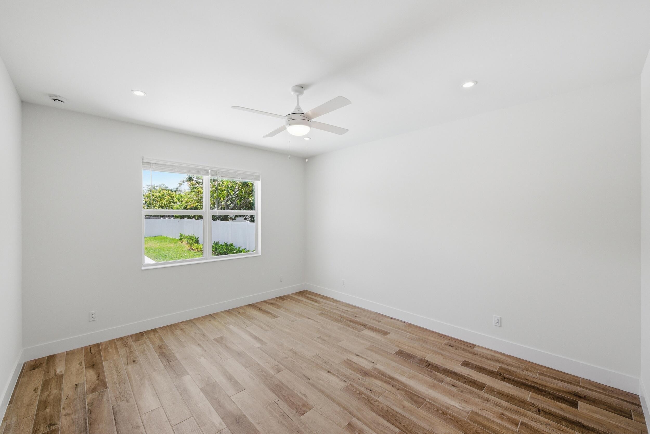 DELRAY TOWN OF - Residential