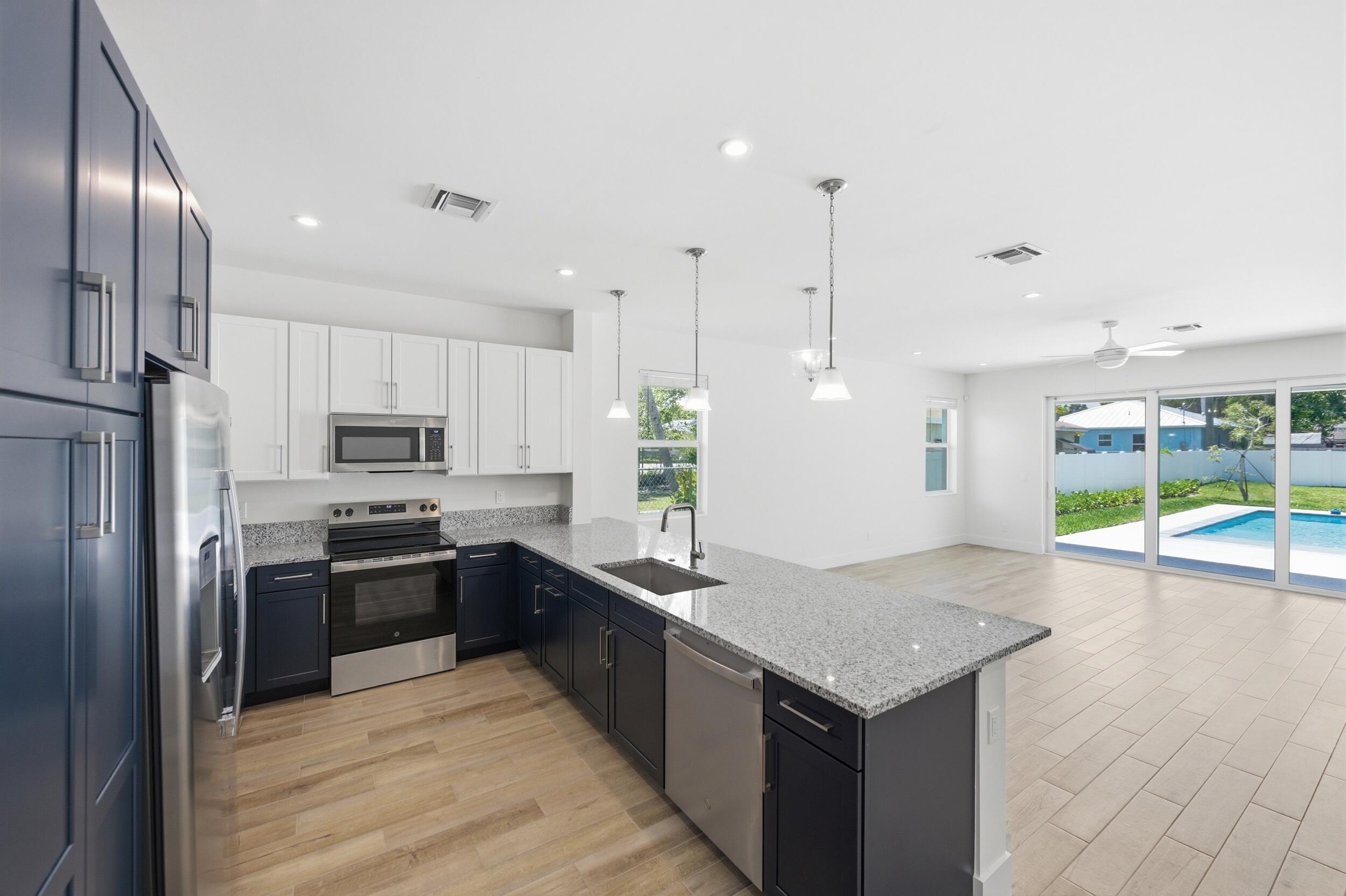 DELRAY TOWN OF - Residential
