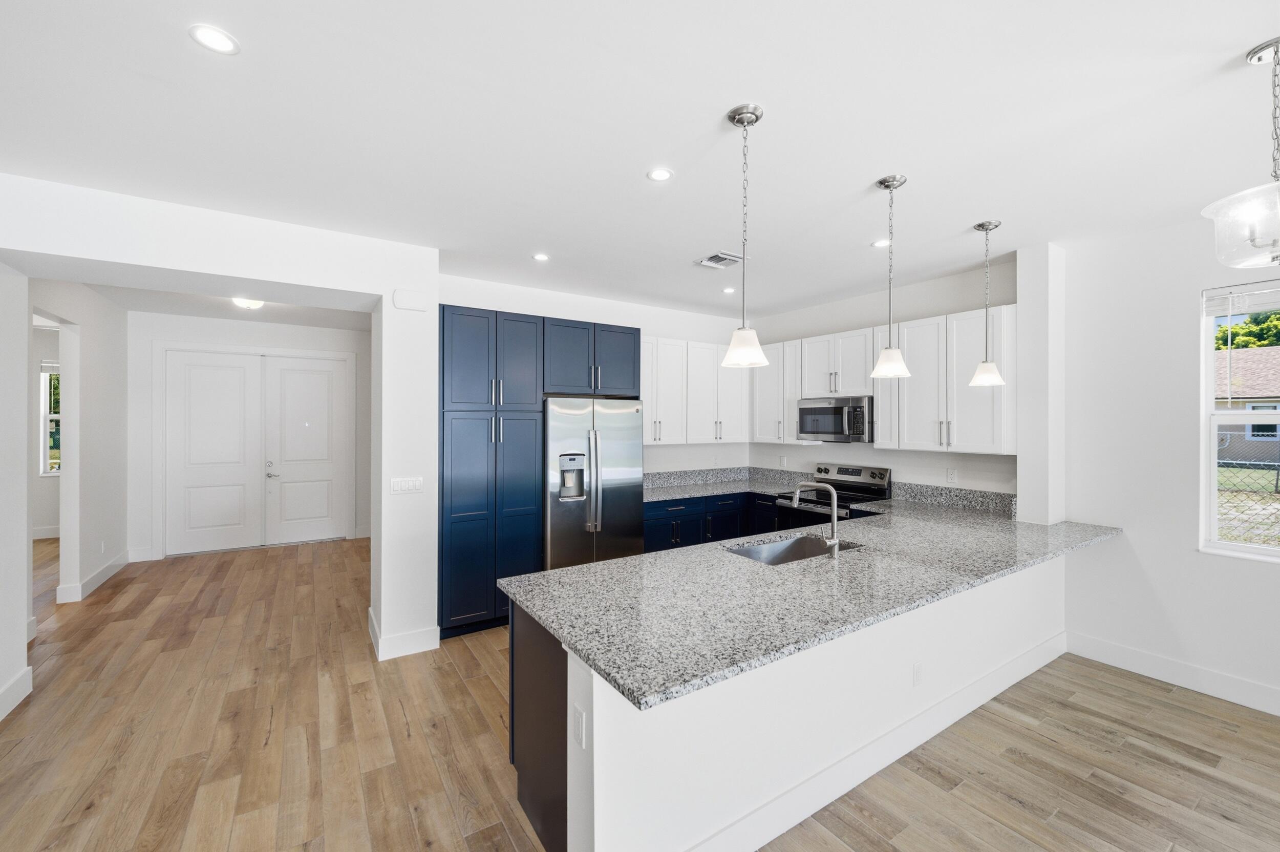 DELRAY TOWN OF - Residential