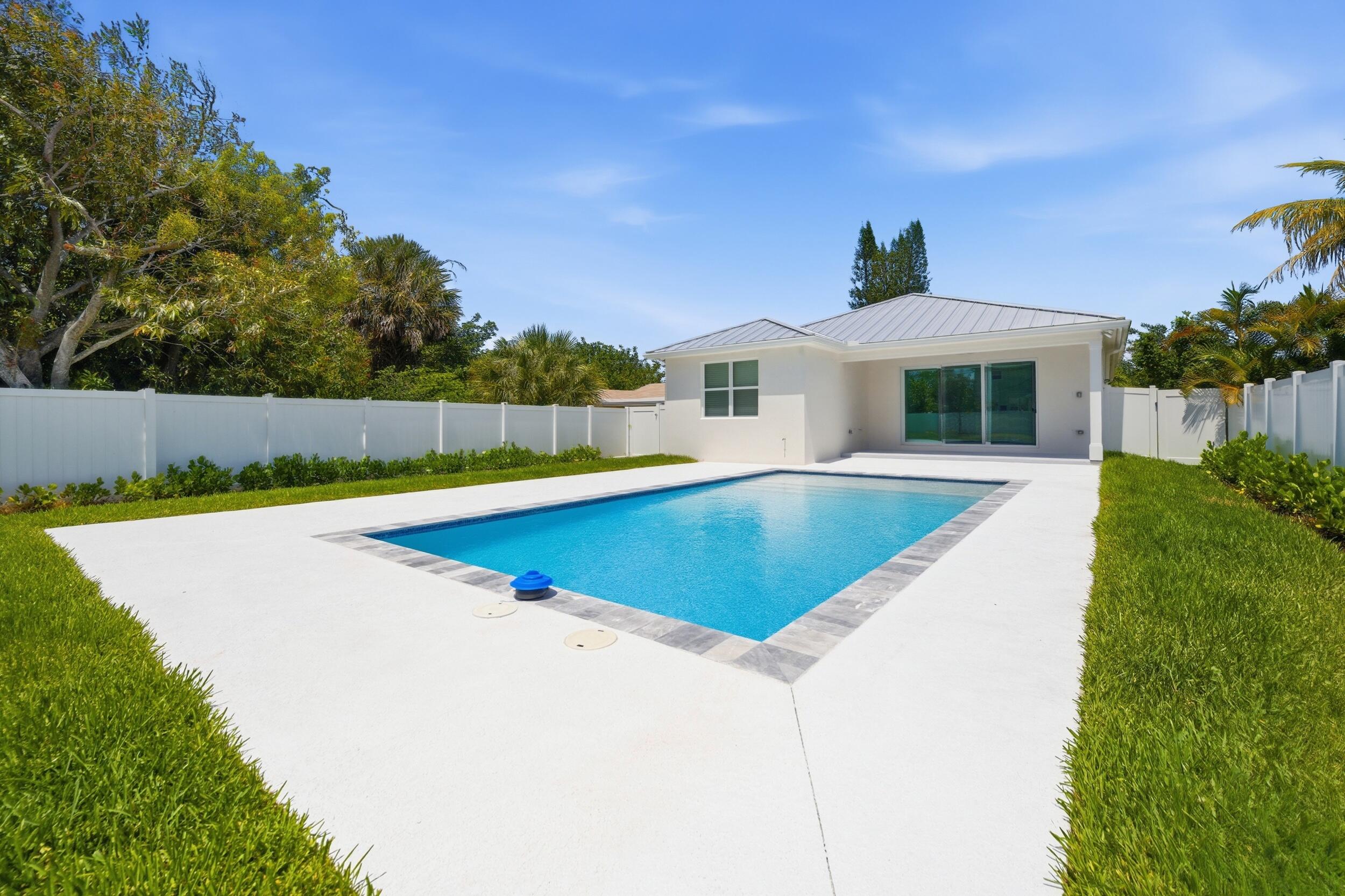 DELRAY TOWN OF - Residential