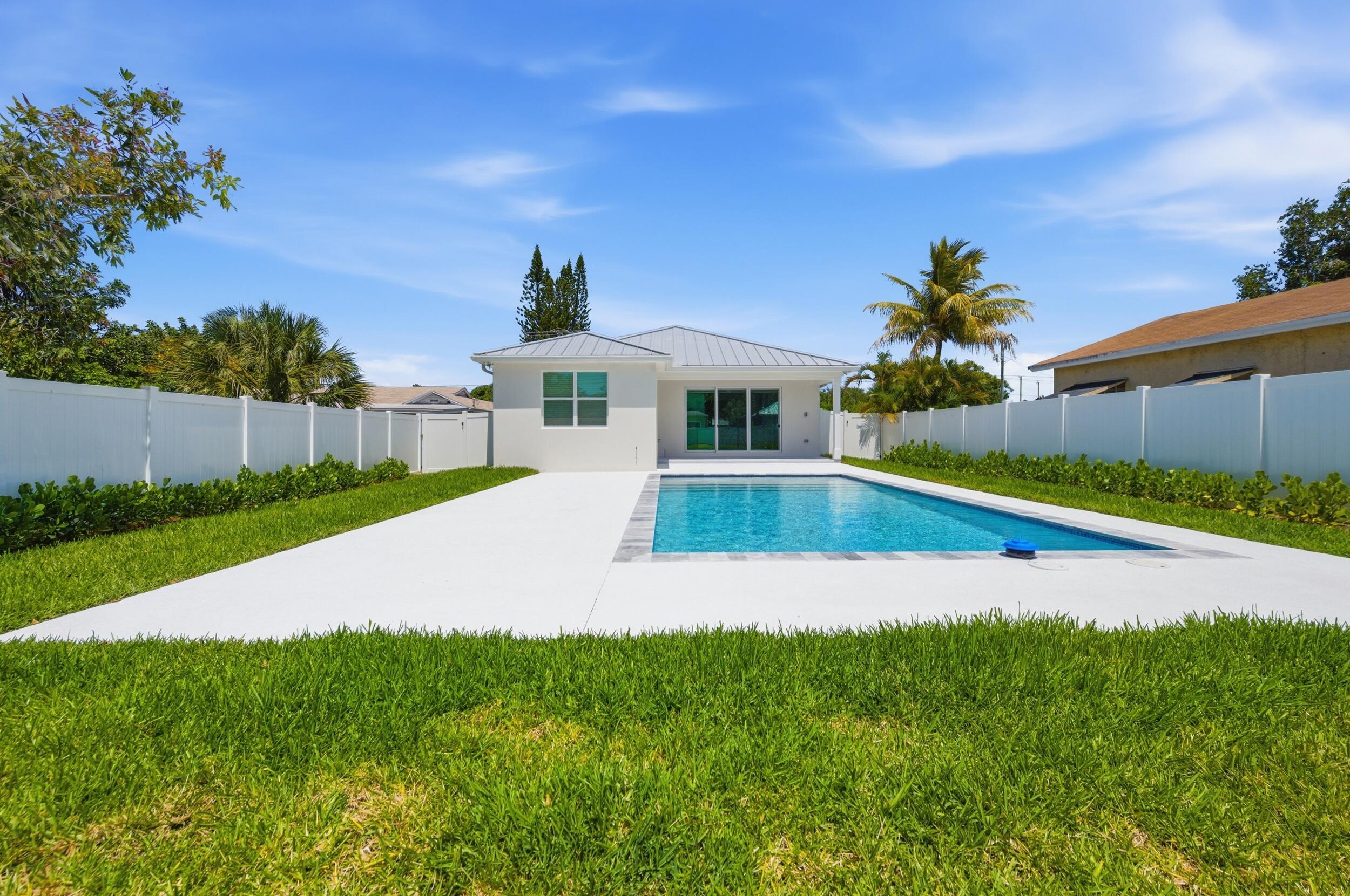DELRAY TOWN OF - Residential