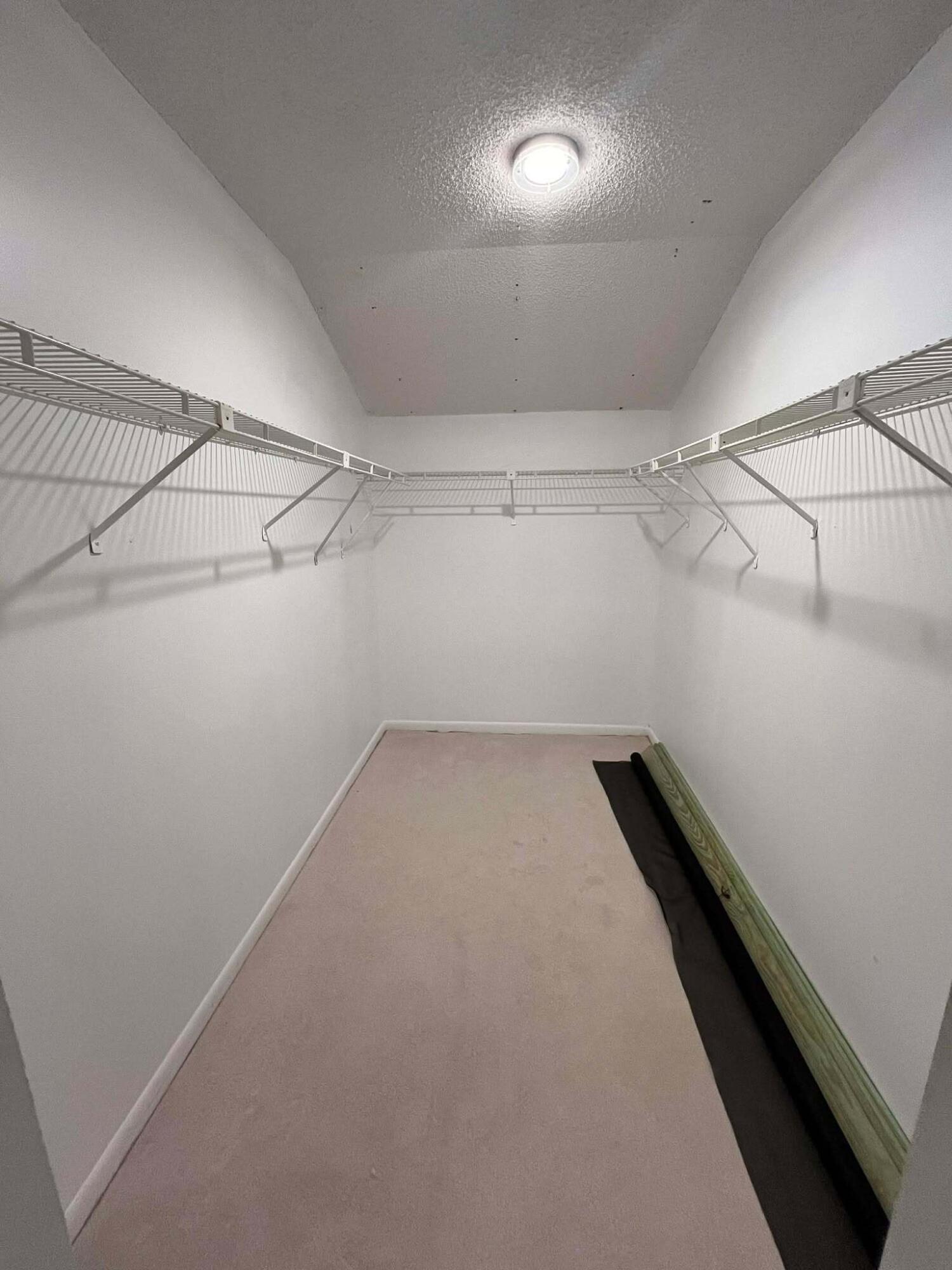 PINE RIDGE AT HAVERHILL CONDO - Residential Lease