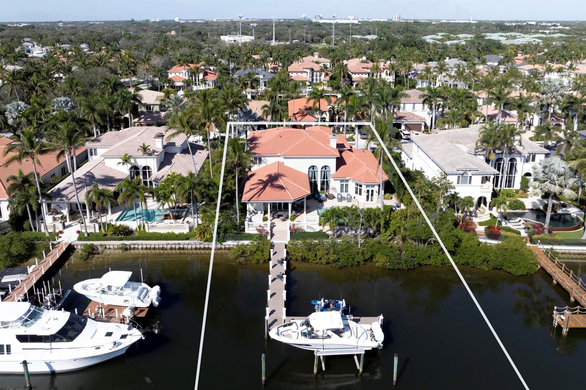 HARBOUR ISLES - Residential