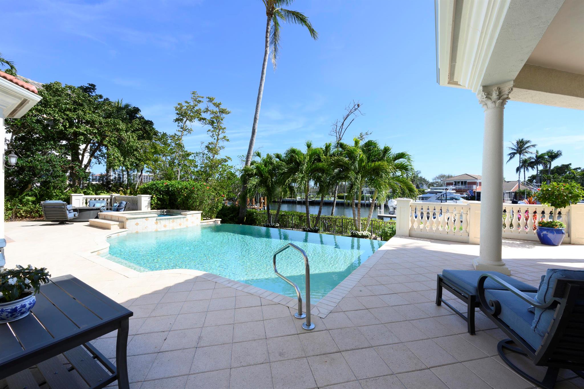 HARBOUR ISLES - Residential