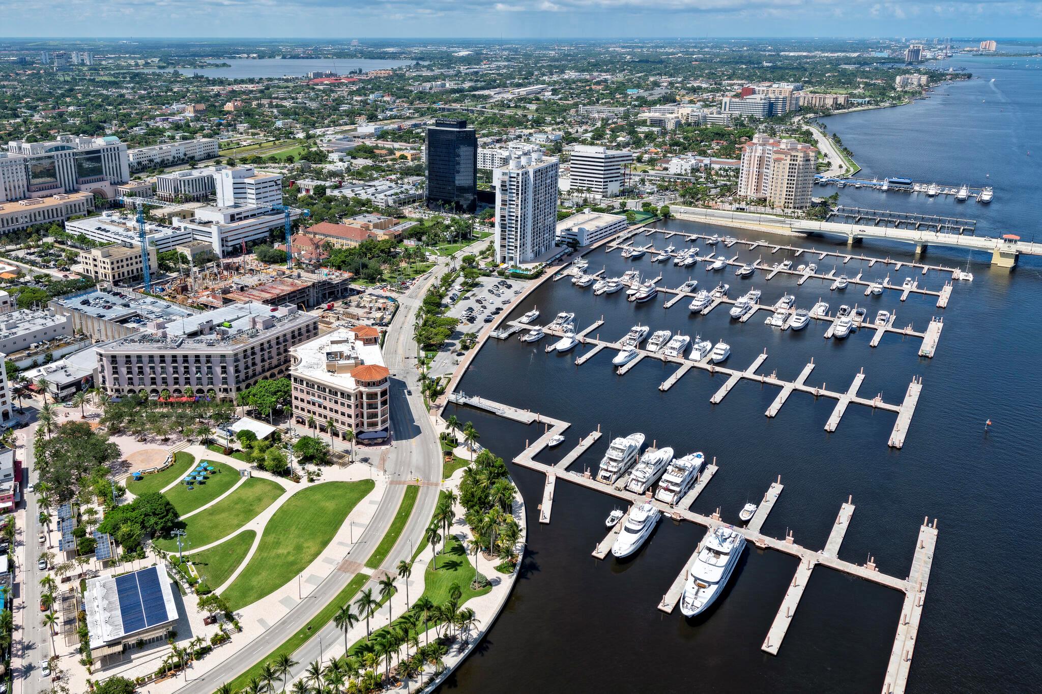 HARBOUR ISLES - Residential