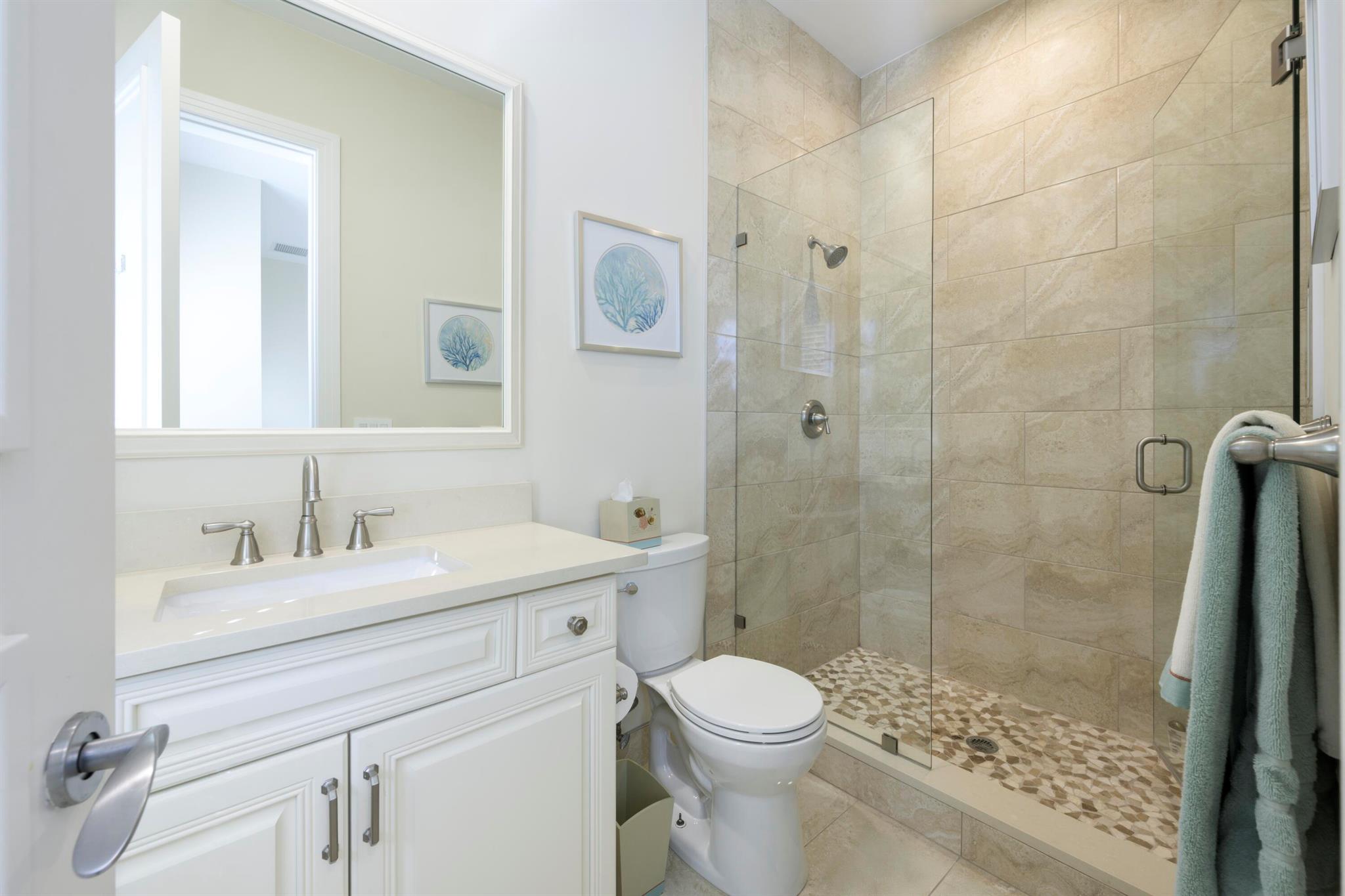HARBOUR ISLES - Residential
