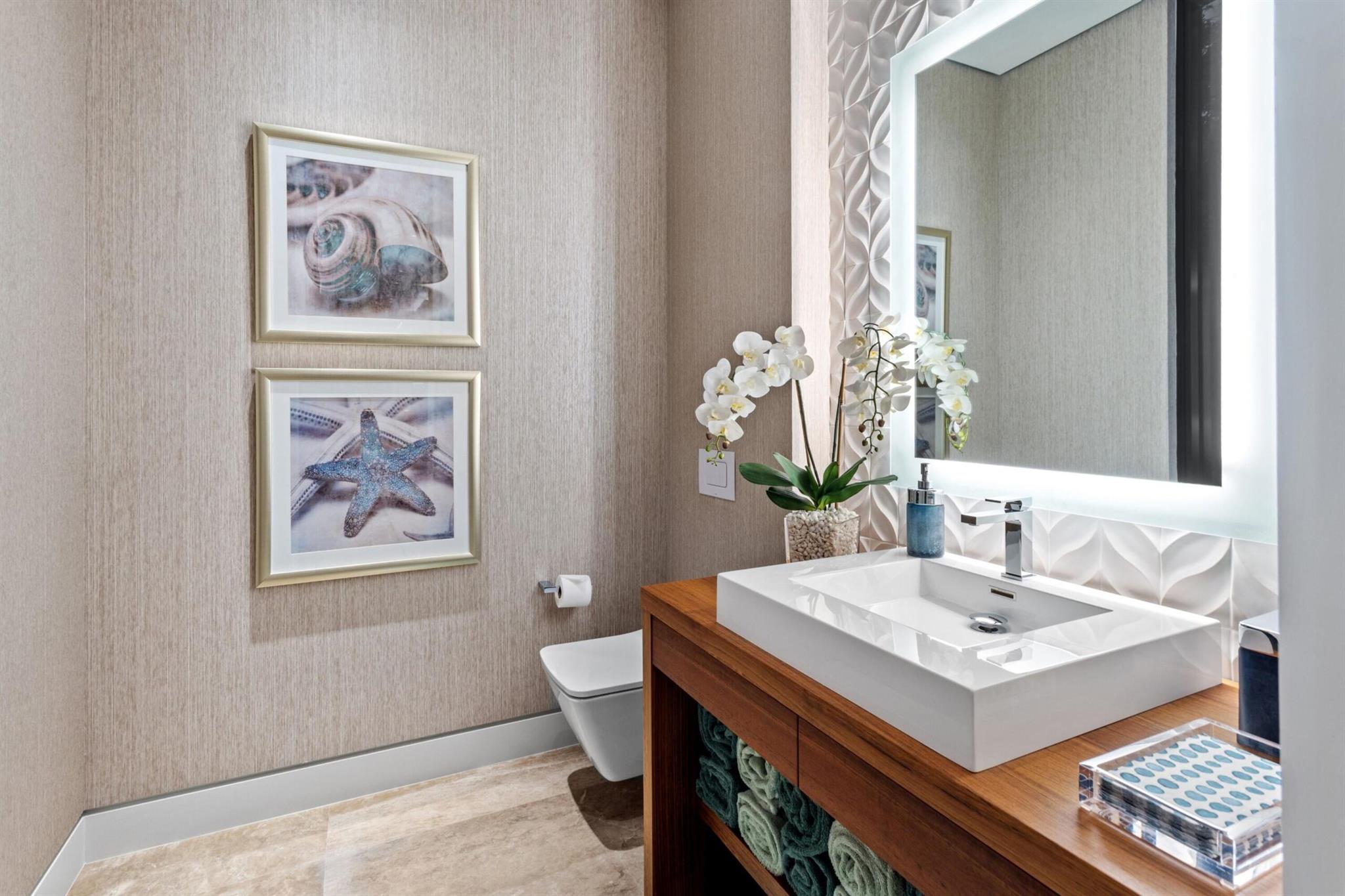 KINNEY & GATES - Residential