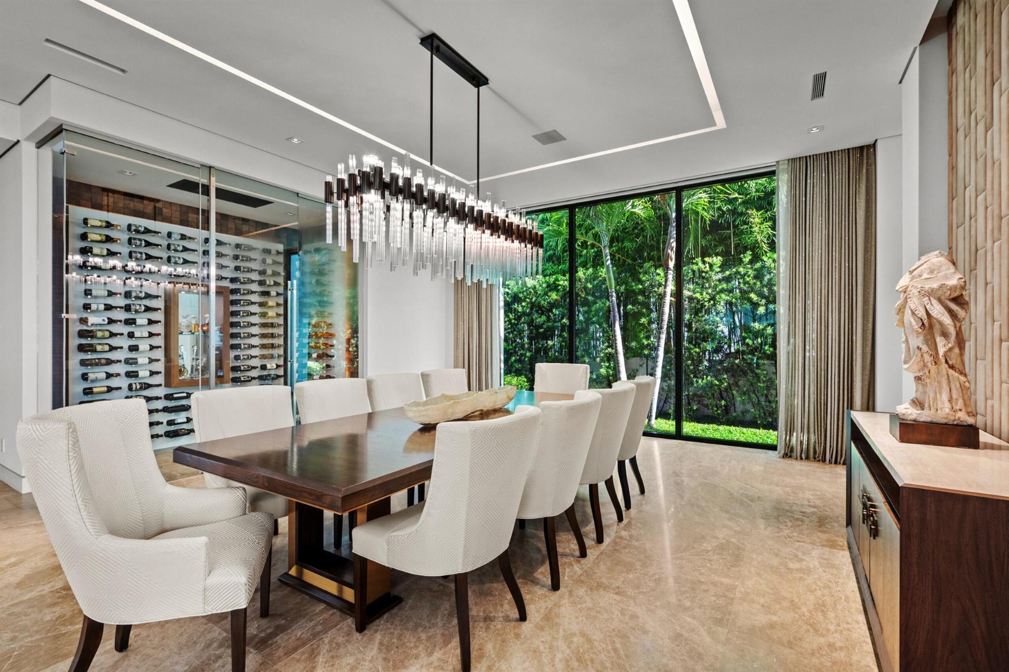 KINNEY & GATES - Residential