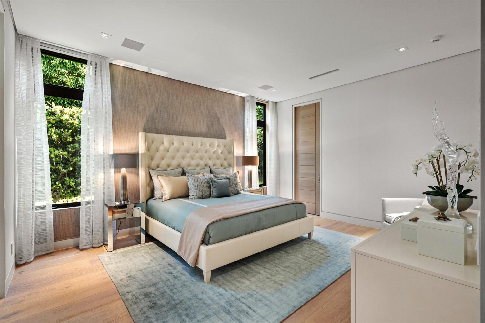 KINNEY & GATES - Residential