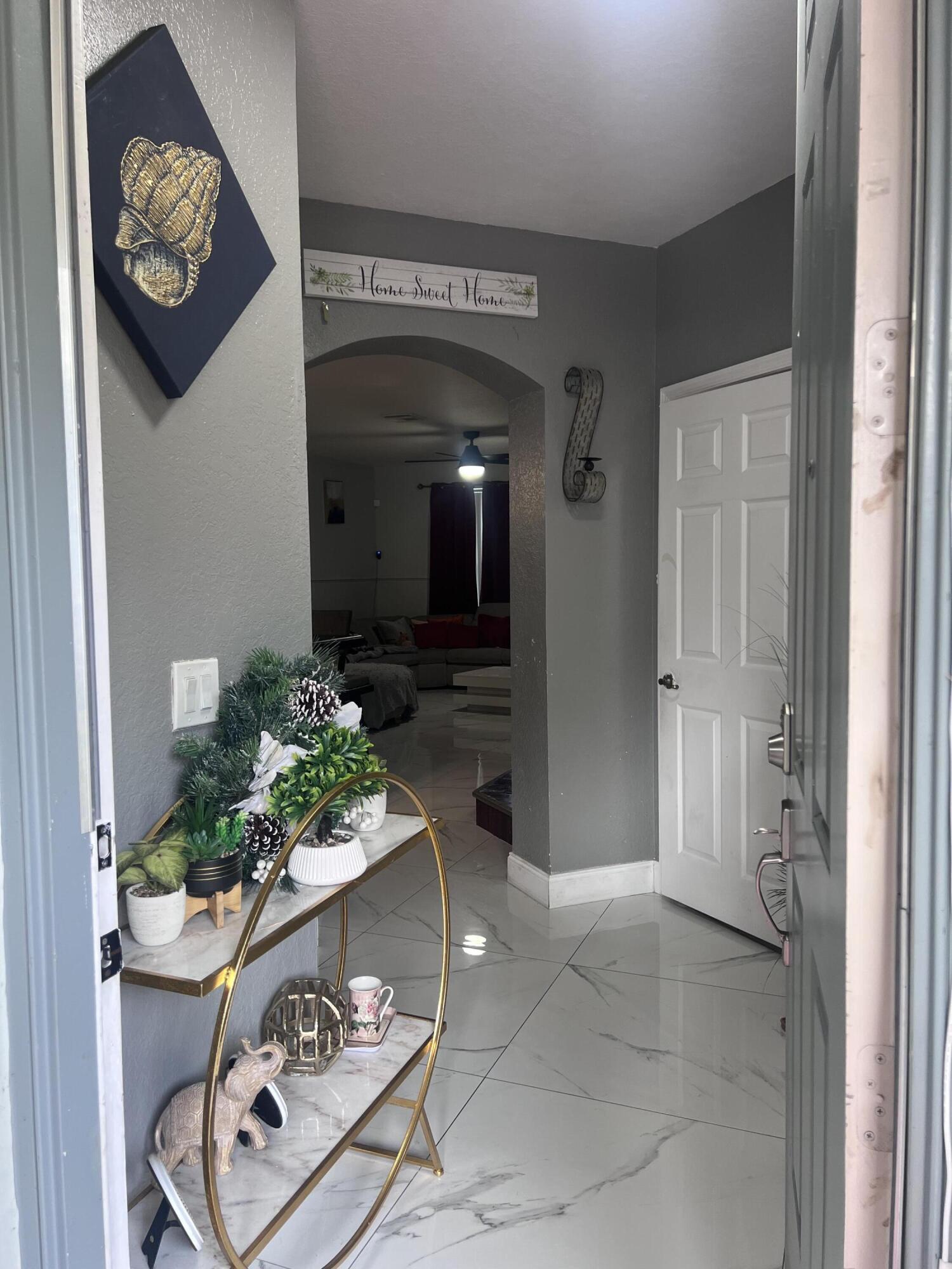 THOUSAND OAKS - Residential Lease
