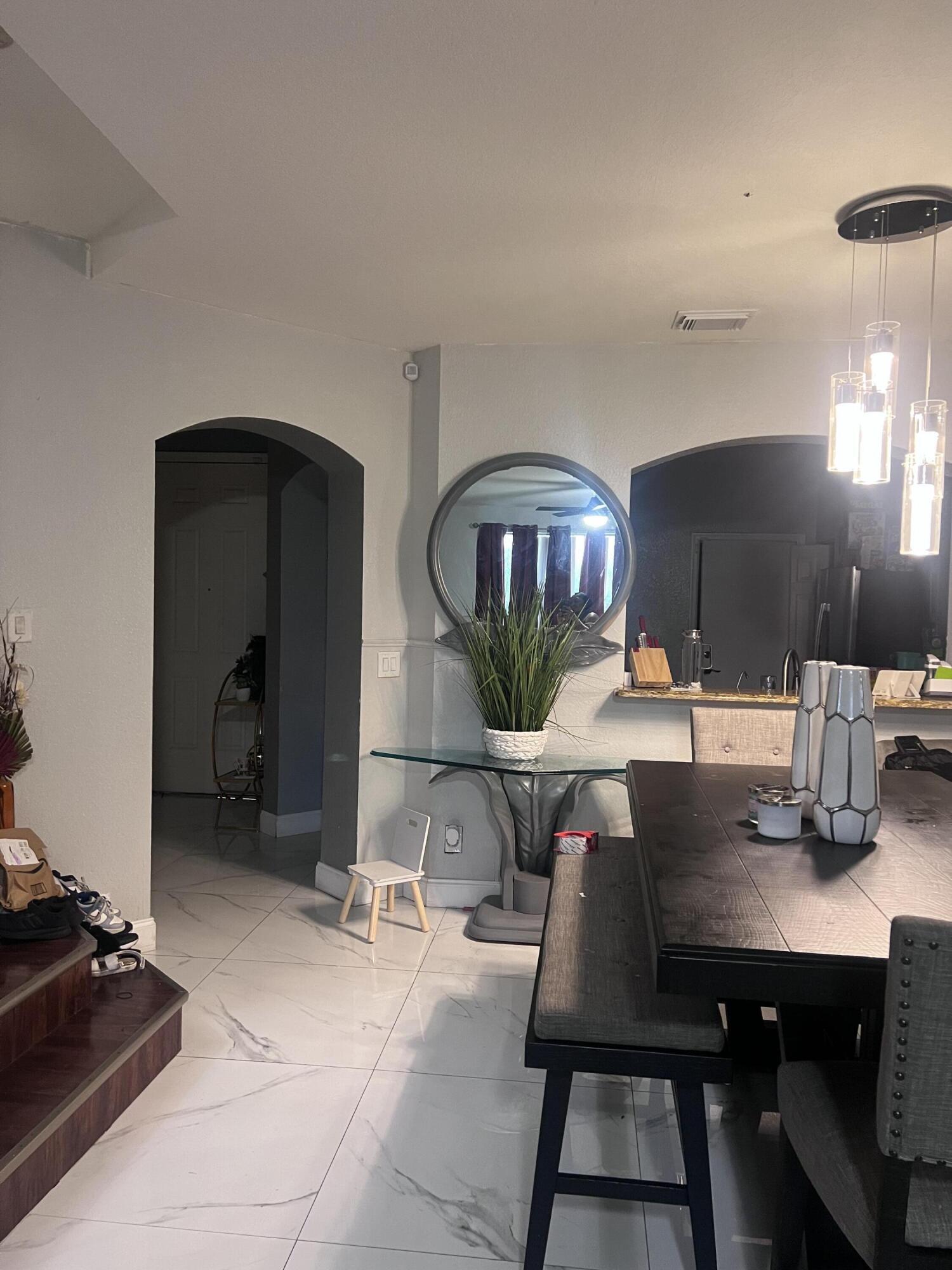 THOUSAND OAKS - Residential Lease