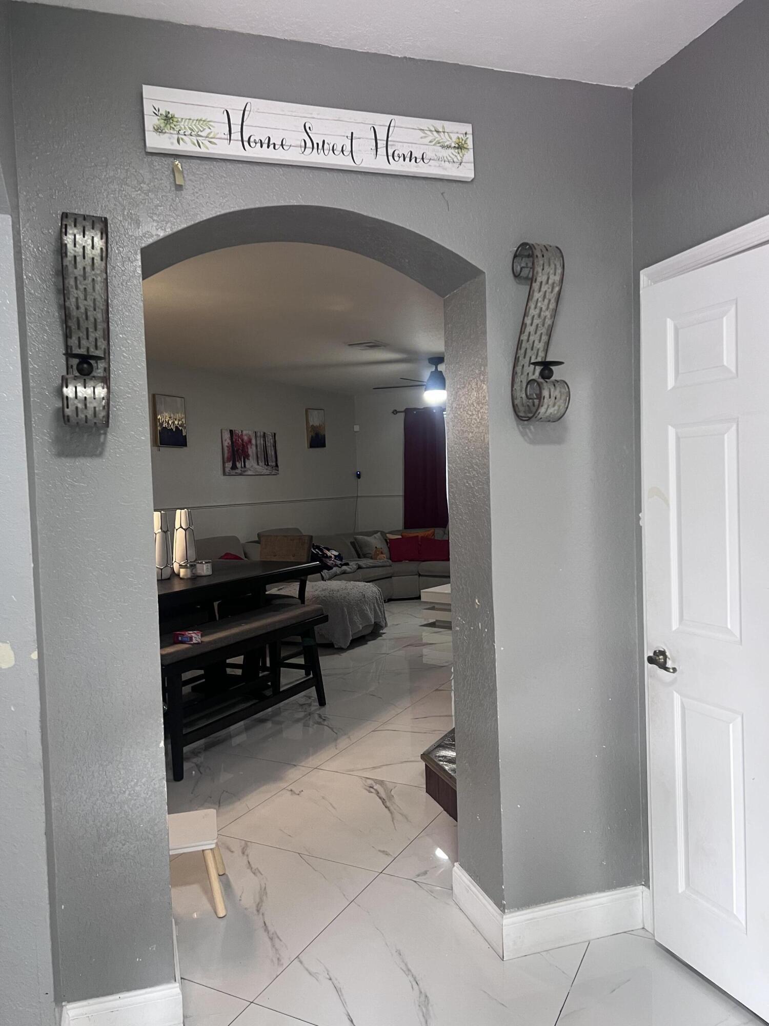 THOUSAND OAKS - Residential Lease