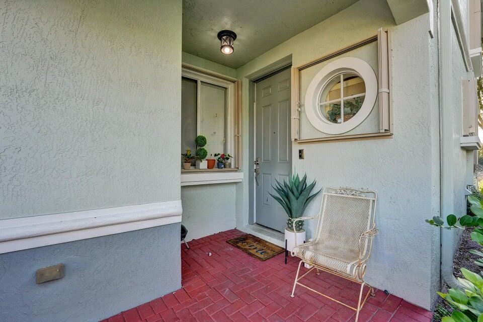 THOUSAND OAKS - Residential Lease