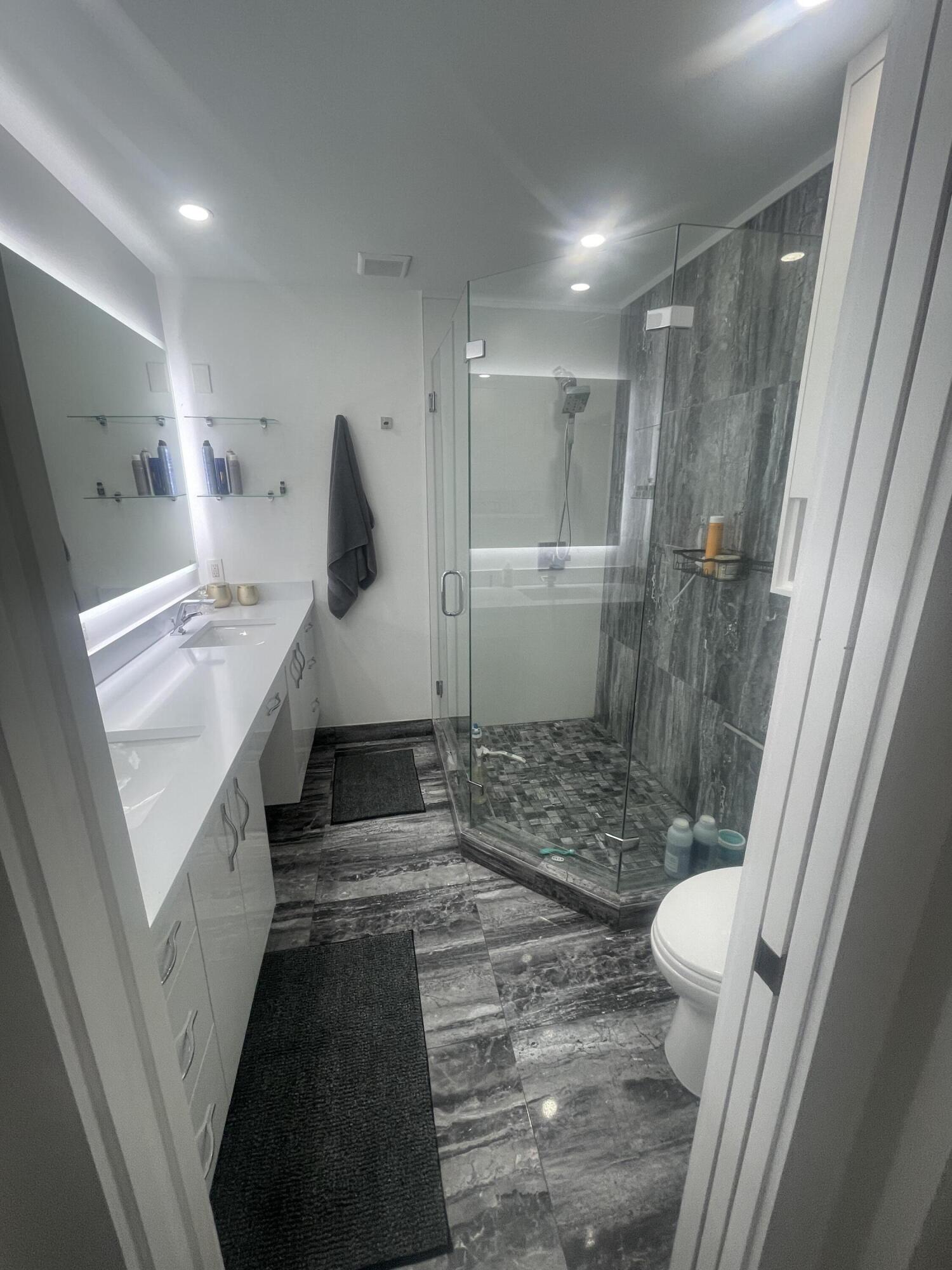 KOKOMO KEY - Residential Lease