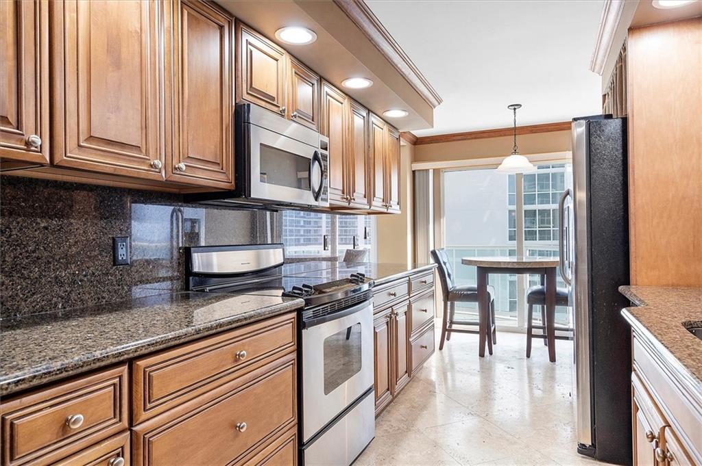 SOUTHPOINT - Residential