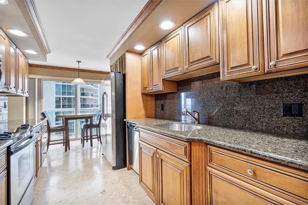 SOUTHPOINT - Residential