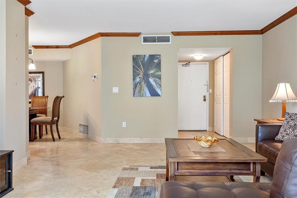 SOUTHPOINT - Residential
