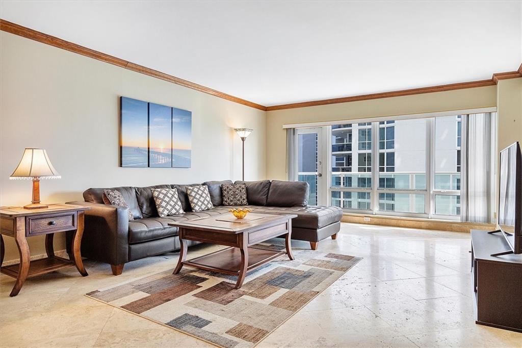 SOUTHPOINT - Residential