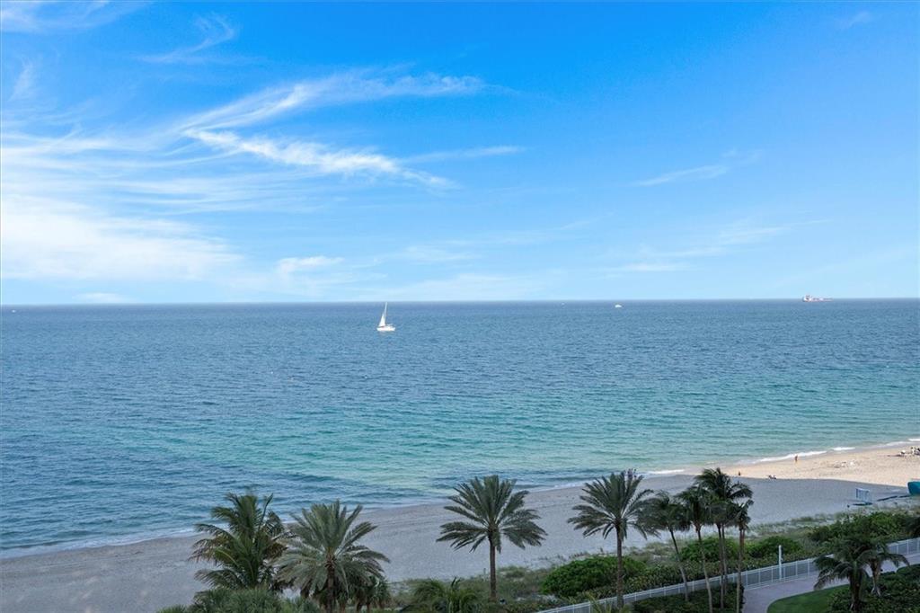 BREATHTAKING VIEWS FROM THIS BEAUTIFUL 1 BEDROOM- 1.5 BATHROOMS. FACING SOUTH SO YOU GET SUN ALL DAY LONG.  RENOVATED KITCHEN WITH ALL STAINLESS STEEL APPLIANCES, NEW CABINETS WITH GRANITE COUNTER TOPS, HUGE MASTER BEDROOM WITH A WALK-IN-CLOSET.  NEUTRAL TILES IN LIVING AREAS AND CARPET IN BEDROOM, WASHER/DRYER, GARAGE PARKING, STORAGE ROOM, NEWER WATER HEATER, & MUCH MORE.  BUILDING AMENITIES INCLUDES: 4 GYMS, POOL (AT THE PRESENT TIME CLOSED FOR REPLACEMENT), 24 HOURS SECURITY, BBQ, TENNIS COURT, CLUB ROOM & MUCH MORE. ONE PET ALLOW UP TO 35 POUNDS.  MAINTENANCE INCLUDES: WI-FI, CABLE, WATER, 24 HOURS SECURITY, TRASH REMOVAL & RESERVES. BREATHTAKING VIEWS FROM THIS BEAUTIFUL 1 BEDROOM- 1.5 BATHROOMS. FACING SOUTH SO YOU GET SUN ALL DAY LONG.  RENOVATED KITCHEN WITH ALL STAINLESS STEEL APPLIANCES, NEW CABINETS WITH GRANITE COUNTER TOPS, HUGE MASTER BEDROOM WITH A WALK-IN-CLOSET.  NEUTRAL TILES IN LIVING AREAS AND CARPET IN BEDROOM, WASHER/DRYER, GARAGE PARKING, STORAGE ROOM, NEWER WATER HEATER, & MUCH MORE.  BUILDING AMENITIES INCLUDES: 4 GYMS, POOL (AT THE PRESENT TIME CLOSED FOR REPLACEMENT), 24 HOURS SECURITY, BBQ, TENNIS COURT, CLUB ROOM & MUCH MORE. ONE PET ALLOW UP TO 35 POUNDS.  MAINTENANCE INCLUDES: WI-FI, CABLE, WATER, 24 HOURS SECURITY, TRASH REMOVAL & RESERVES.