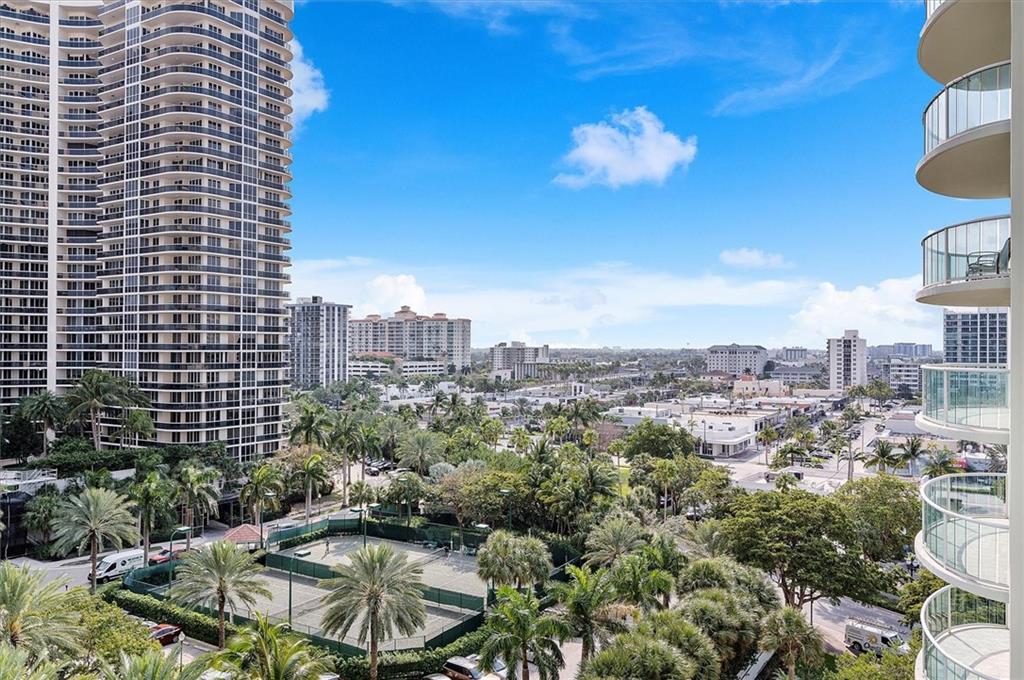SOUTHPOINT - Residential