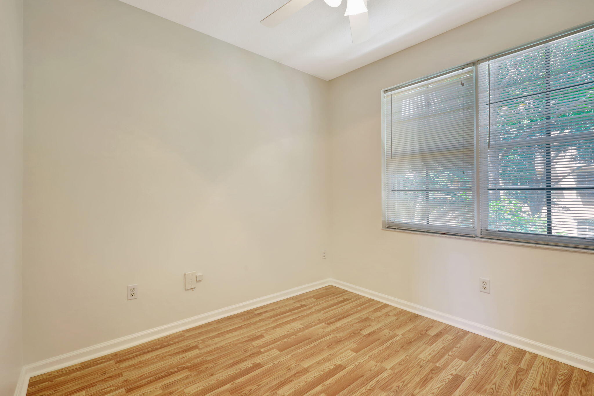 VILLAGE AT ABACOA CONDO - Residential Lease