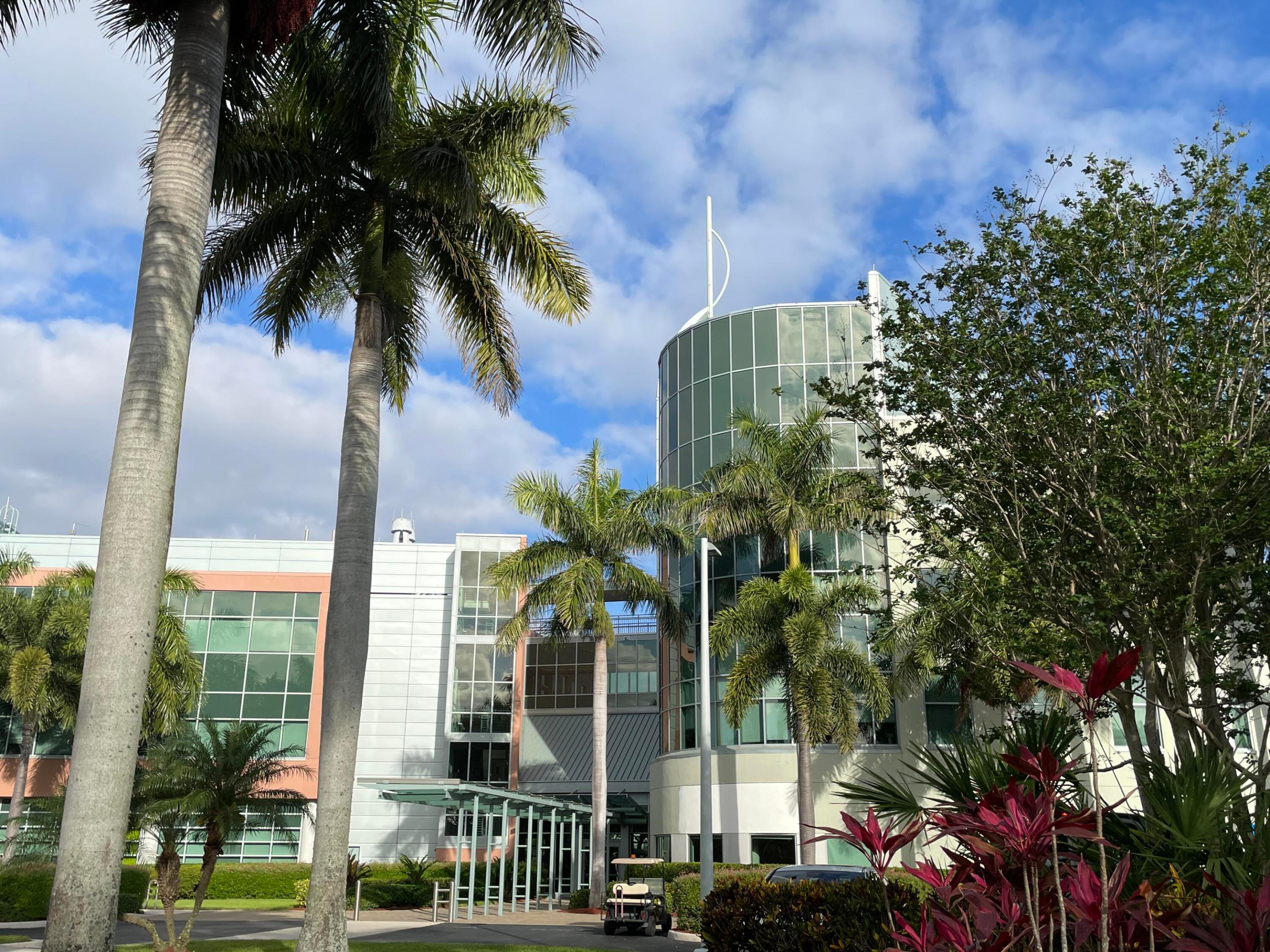 VILLAGE AT ABACOA CONDO - Residential Lease