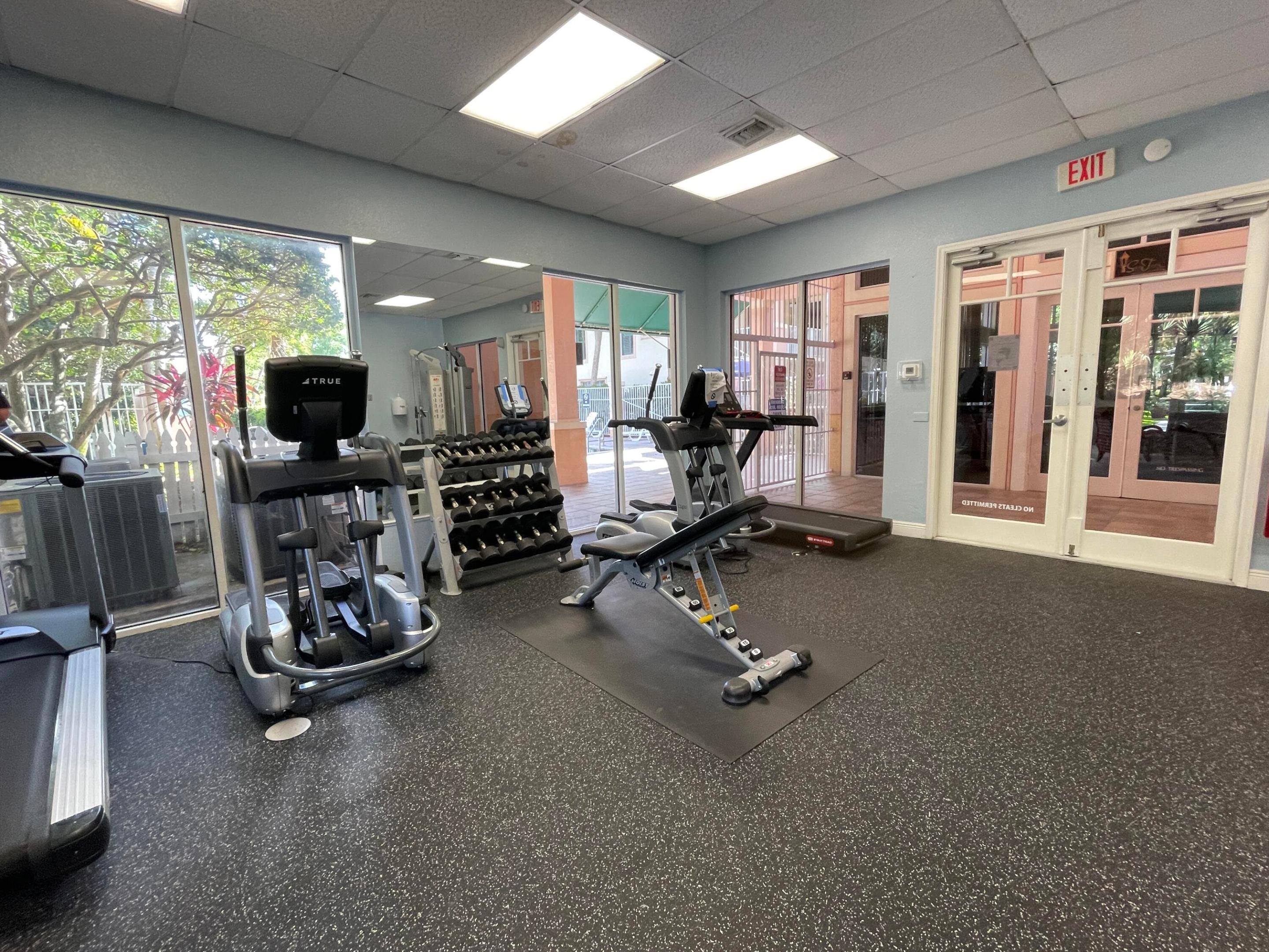 VILLAGE AT ABACOA CONDO - Residential Lease