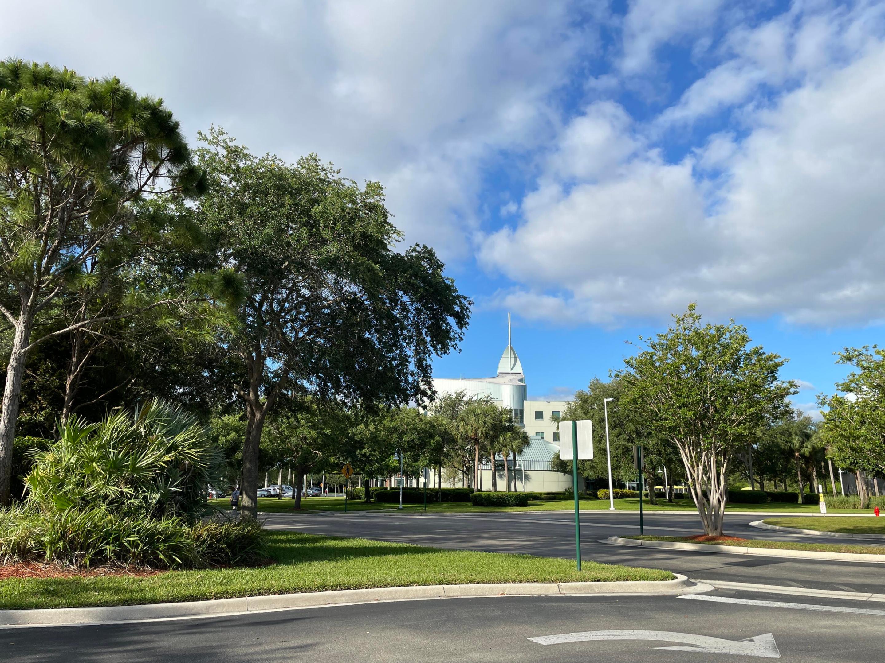 VILLAGE AT ABACOA CONDO - Residential Lease