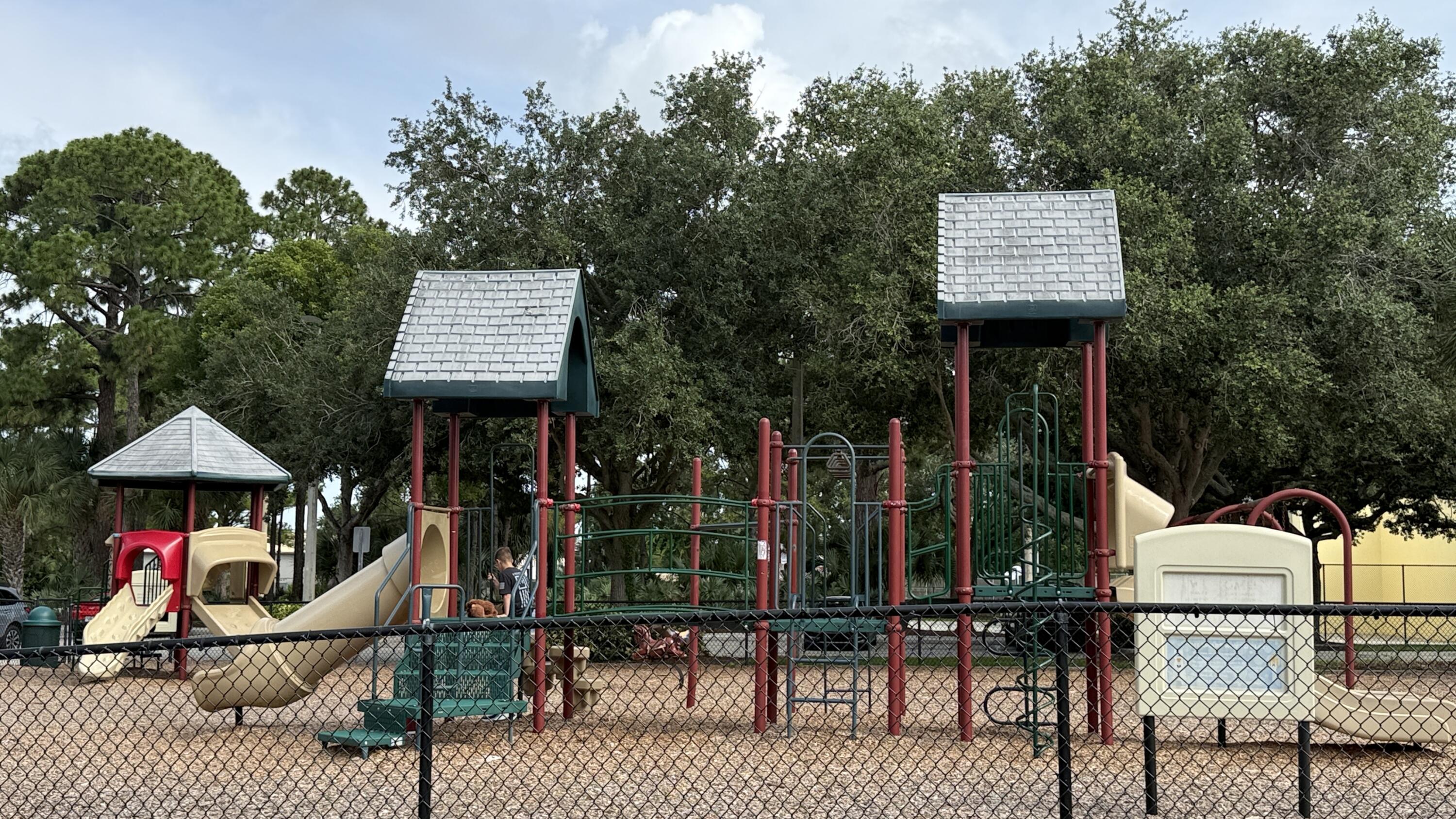 VILLAGE AT ABACOA CONDO - Residential Lease