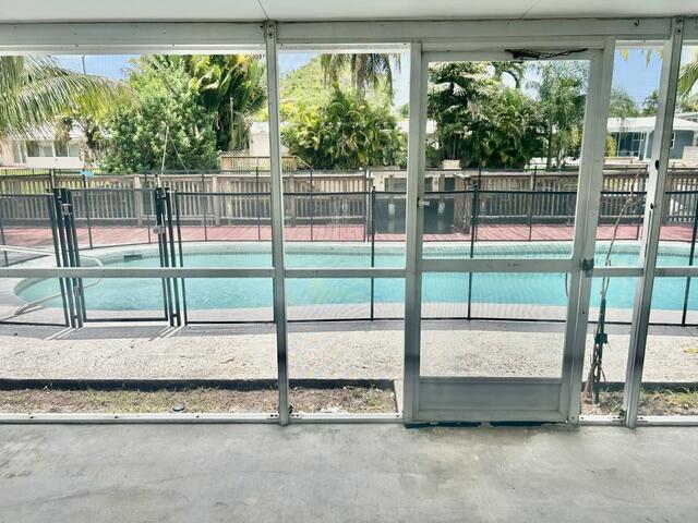 LAUDERDALE ISLES NO 2 - Residential