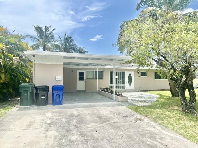 LAUDERDALE ISLES NO 2 - Residential