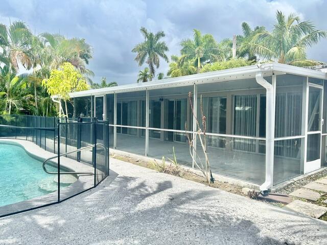 LAUDERDALE ISLES NO 2 - Residential
