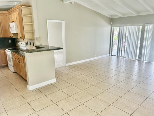 LAUDERDALE ISLES NO 2 - Residential