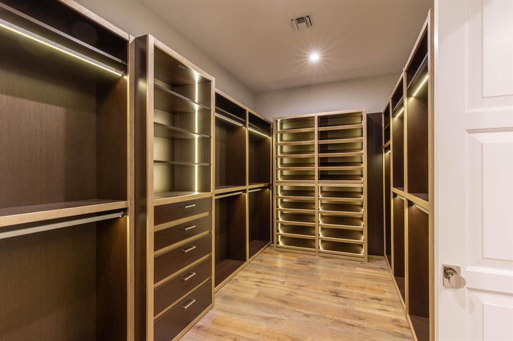 CYPRESS ISLAND OF PALM BEACH POLO & COUN - Residential