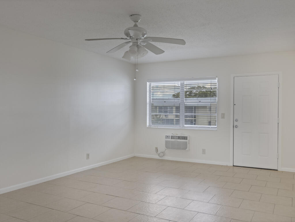 NORWICH CONDO - Residential