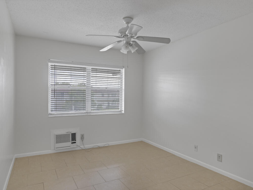 NORWICH CONDO - Residential