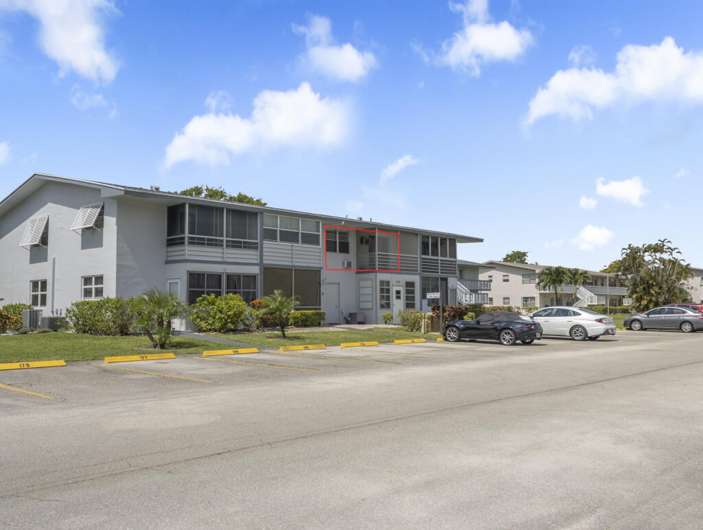 NORWICH CONDO - Residential