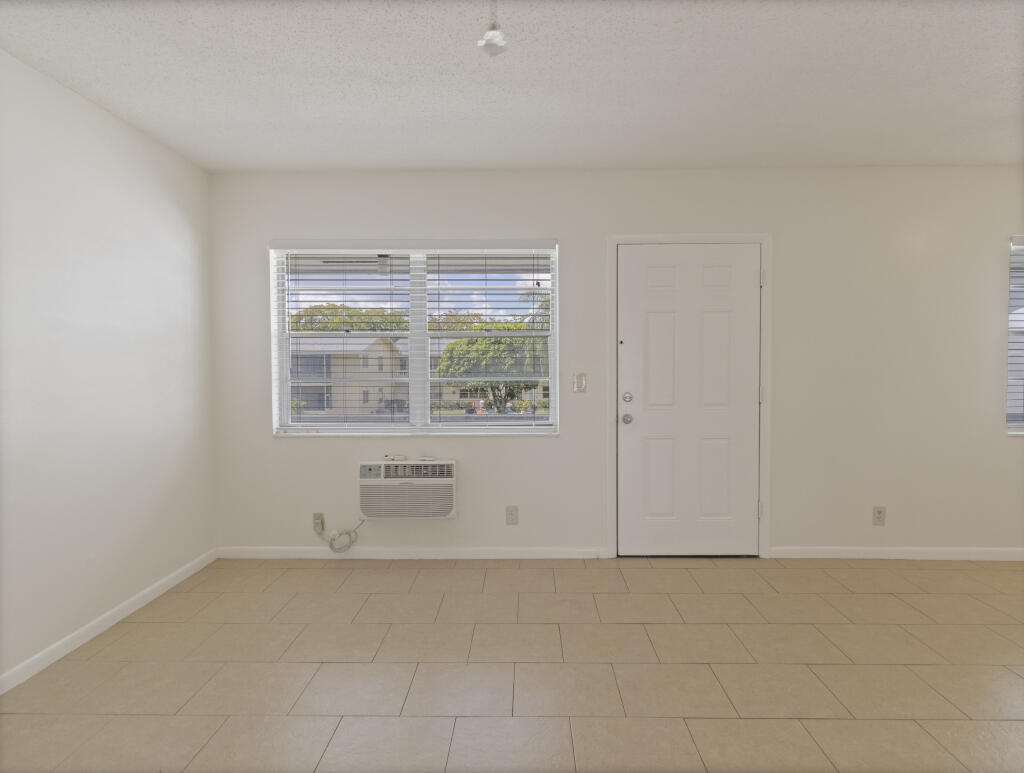 NORWICH CONDO - Residential