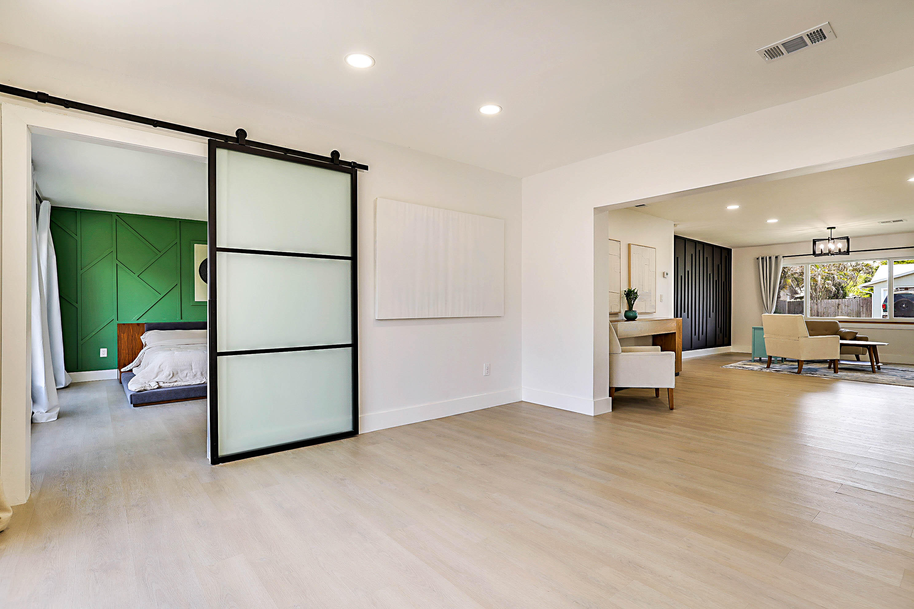 CORAL GARDENS - Residential