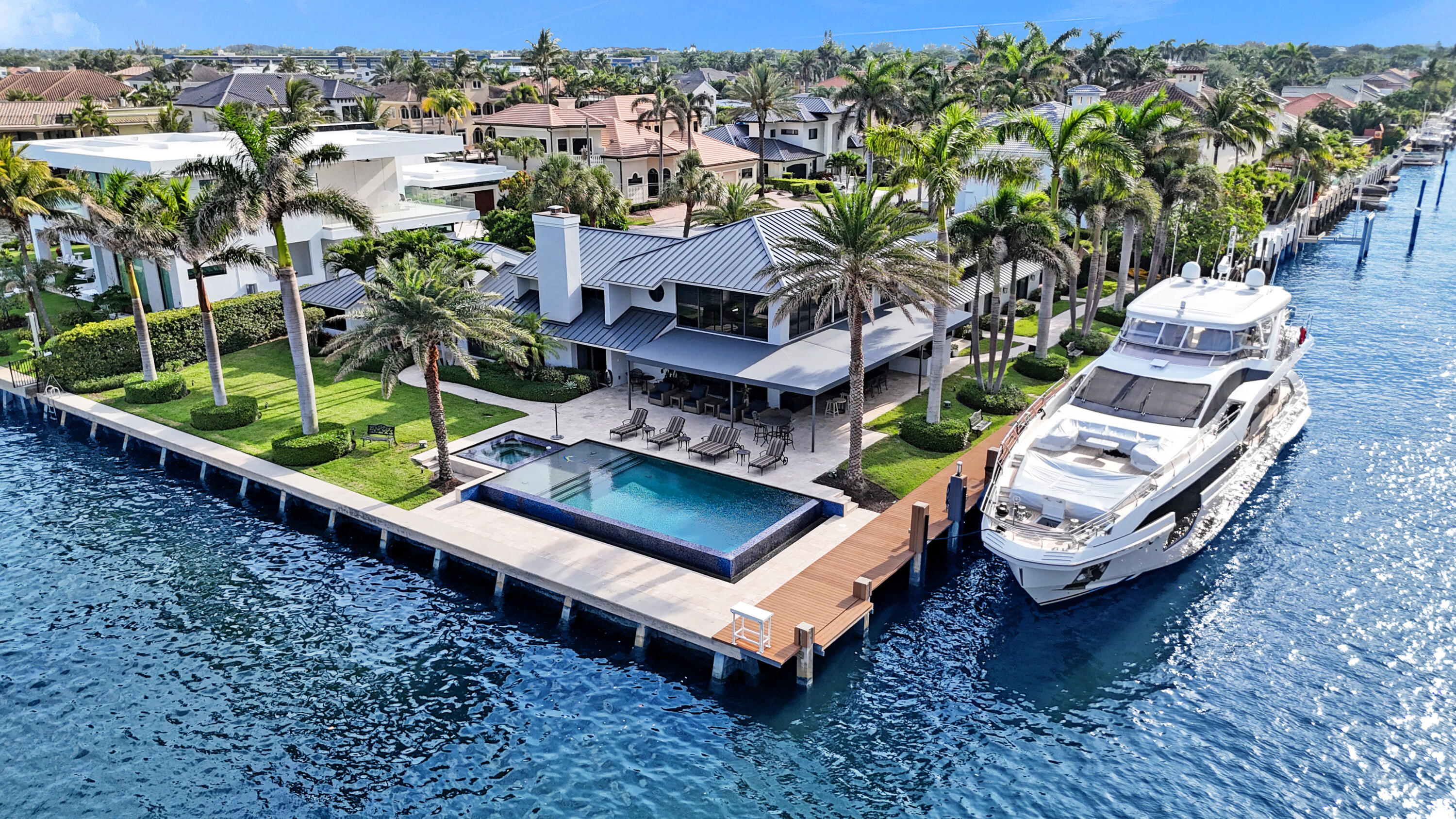 TROPIC ISLE 3RD SEC - Residential