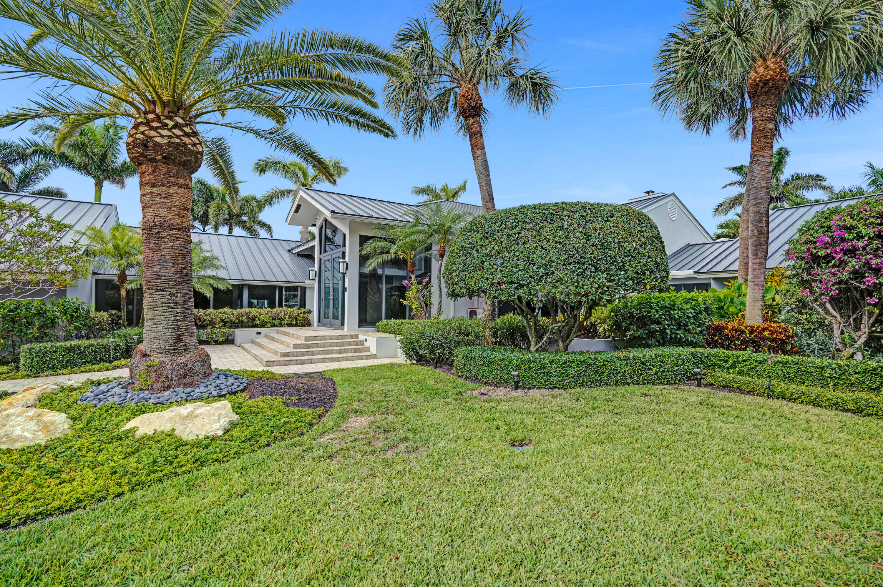 TROPIC ISLE 3RD SEC - Residential