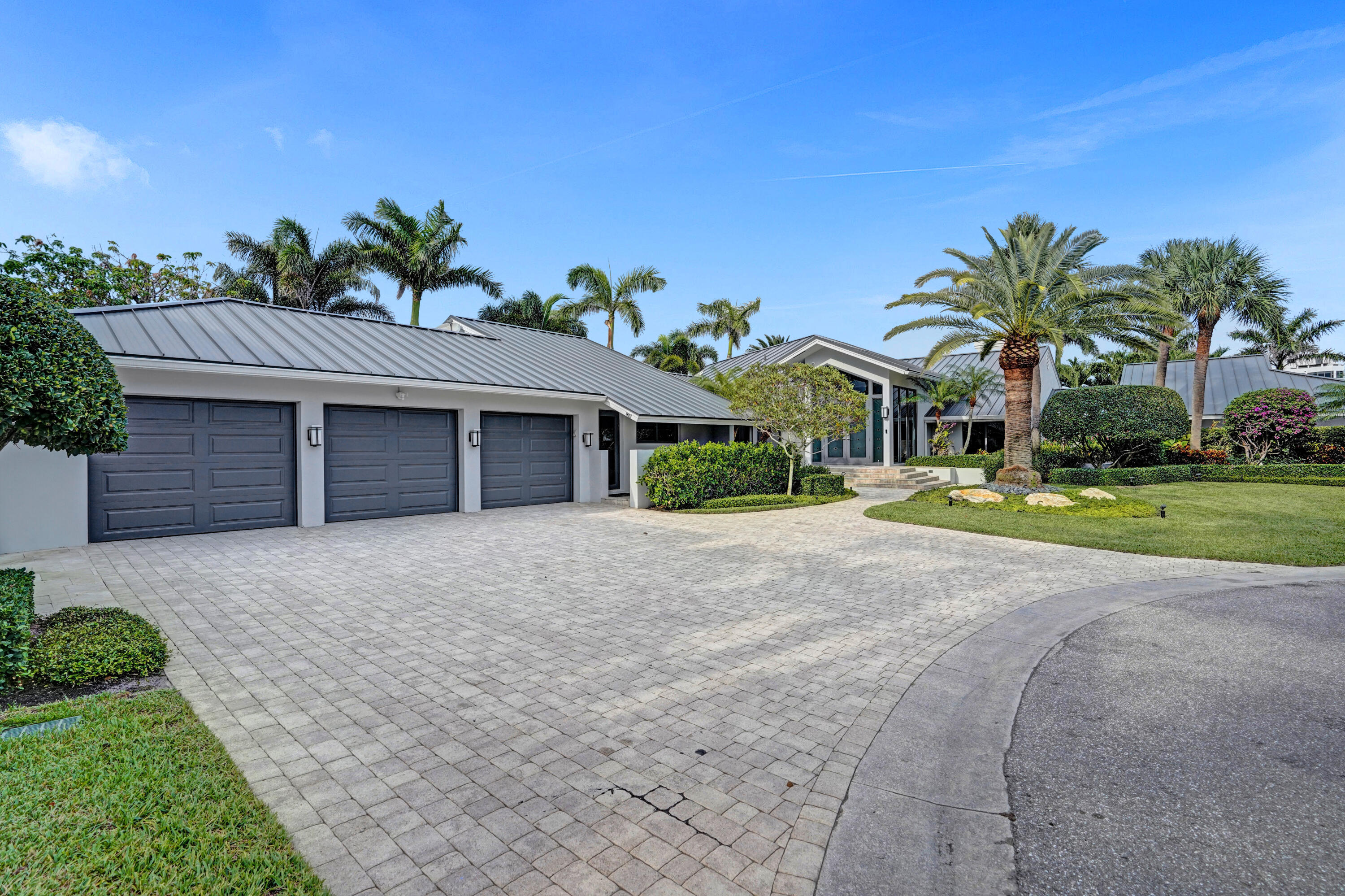 TROPIC ISLE 3RD SEC - Residential